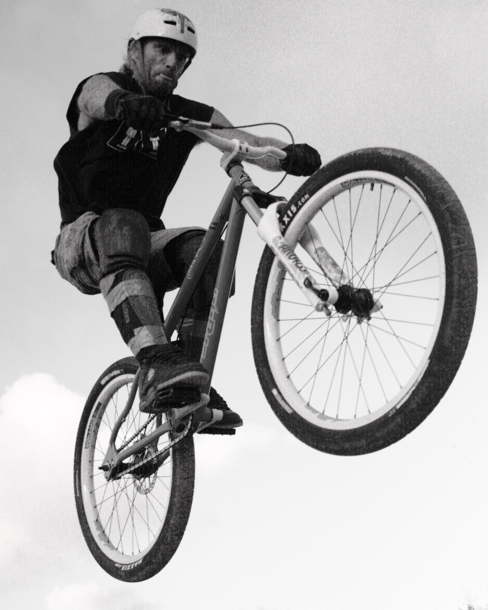 Urban, Skate & Action Photography — photograph 12 — © Michaël Gramm
